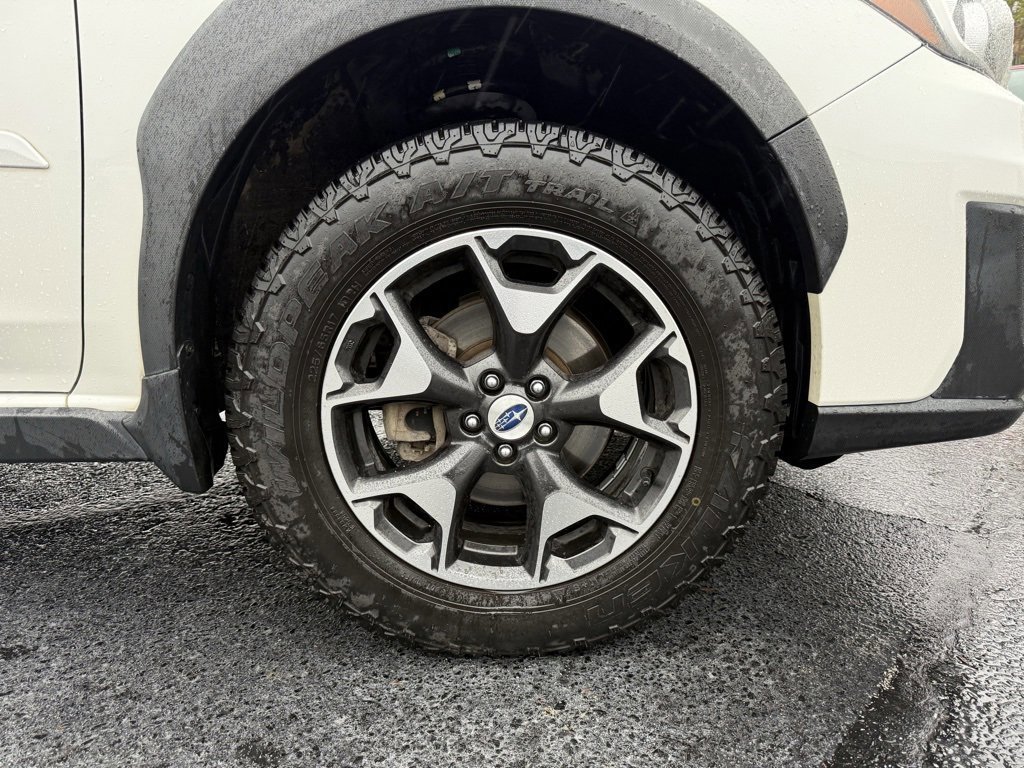 Used 2018 Subaru Crosstrek 2.0i Premium w/ Eyesight System image 32