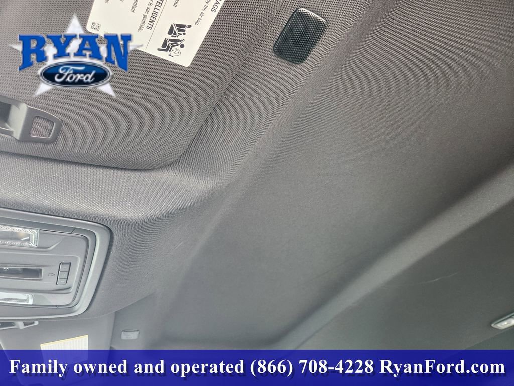 Used 2024 Chevrolet Silverado 1500 ZR2 w/ Technology Package image 18