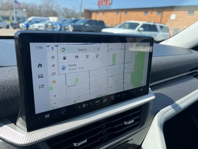 Certified 2025 Ford Explorer Platinum w/ LUX Leather Package AWD/4WD image 16