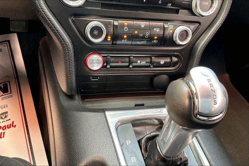 Certified 2018 Ford Mustang Coupe RWD image 31