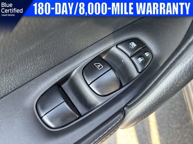 Used 2022 Nissan Rogue Sport SL FWD image 22