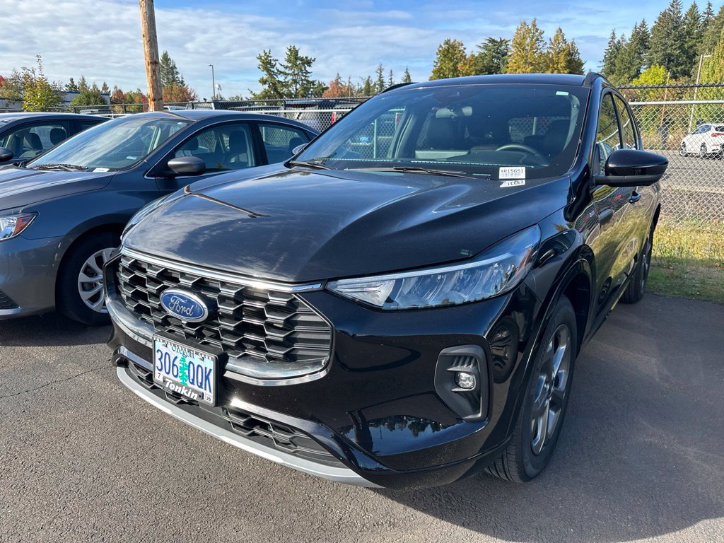 Certified 2024 Ford Escape ST-Line Select w/ Tech Pack #2 AWD/4WD image 1