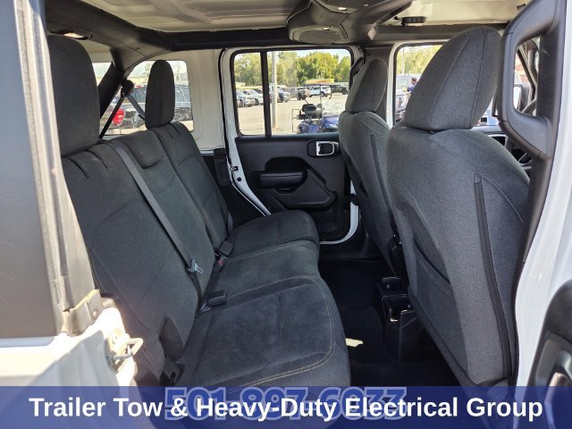 Used 2024 Jeep Wrangler Unlimited Sport AWD/4WD image 16