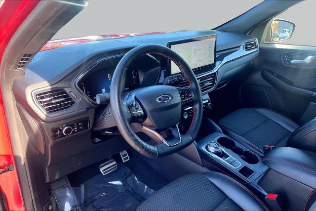 Certified 2023 Ford Escape ST-Line w/ Tech Pack #1 AWD/4WD image 18