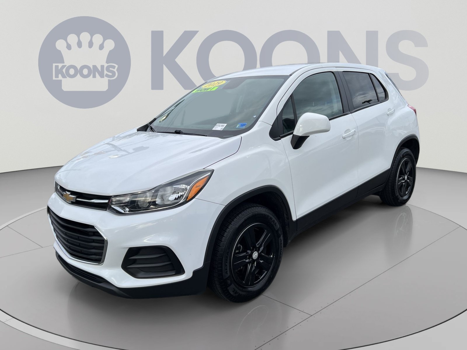 Used 2019 Chevrolet Trax LS w/ Tint and Cruise Package AWD/4WD image 1