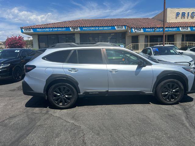 Used 2023 Subaru Outback Onyx Edition XT AWD/4WD image 3