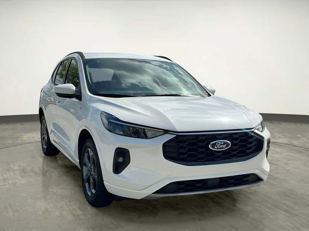 Certified 2024 Ford Escape ST-Line Select AWD/4WD image 9