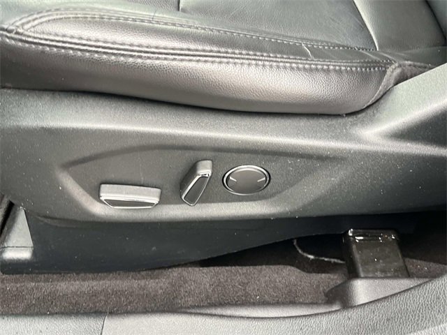 Certified 2018 Ford Explorer XLT w/ Equipment Group 202A image 29