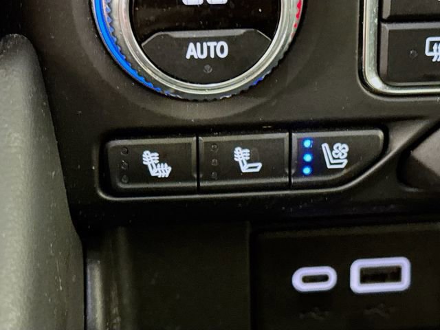 Used 2024 GMC Yukon AT4 w/ AT4 Premium Package image 25