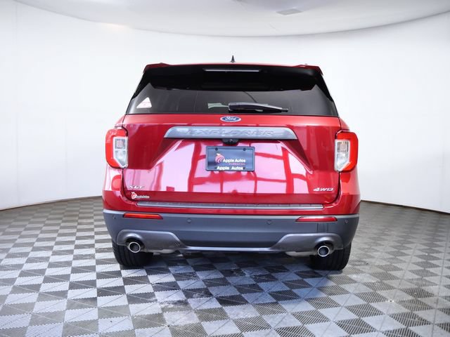 Certified 2021 Ford Explorer XLT w/ Equipment Group 202A AWD/4WD image 5
