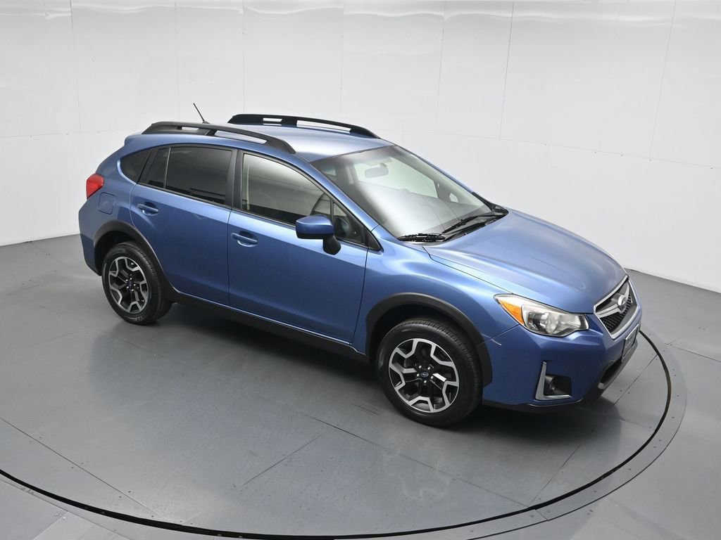 Used 2017 Subaru Crosstrek 2.0i Premium image 4