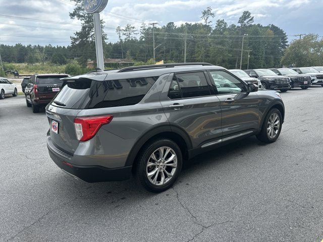 Certified 2023 Ford Explorer XLT w/ Equipment Group 202A RWD image 6