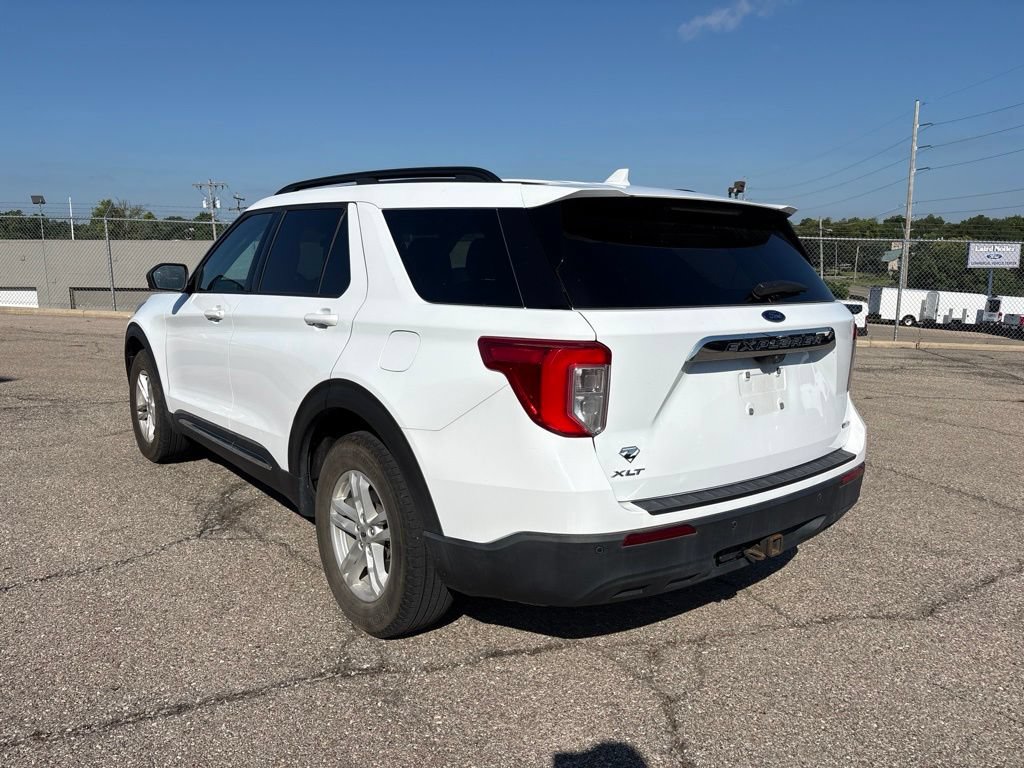 Certified 2020 Ford Explorer XLT w/ Comfort Package AWD/4WD image 5
