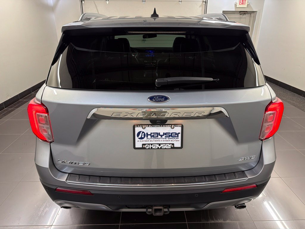 Certified 2023 Ford Explorer Limited w/ Equipment Group 301A AWD/4WD image 5