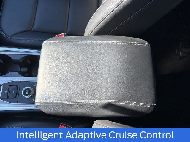 Certified 2022 Ford Explorer XLT w/ Equipment Group 202A AWD/4WD image 13