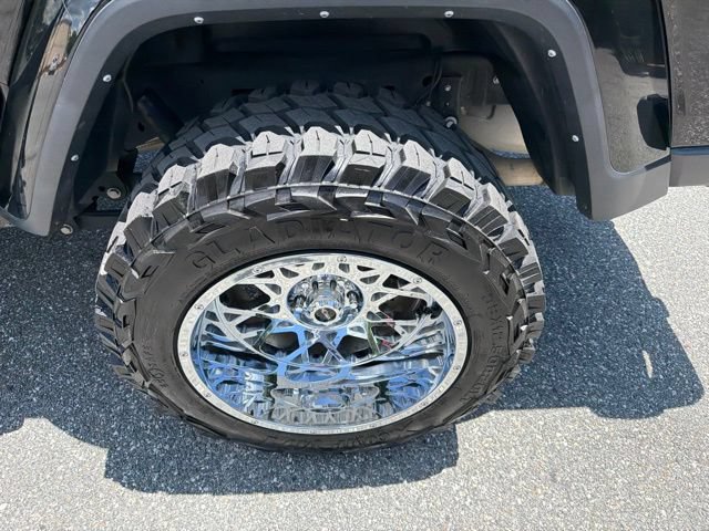 Used 2022 Jeep Gladiator Sport AWD/4WD image 9