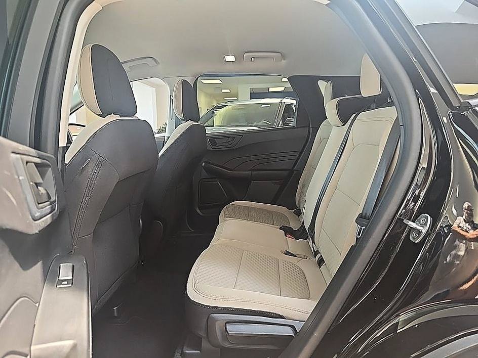 Certified 2022 Ford Escape SE AWD/4WD image 29