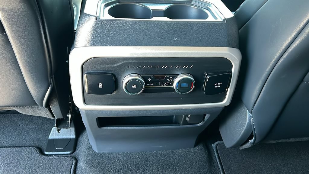 Certified 2024 Ford Expedition XLT RWD image 9