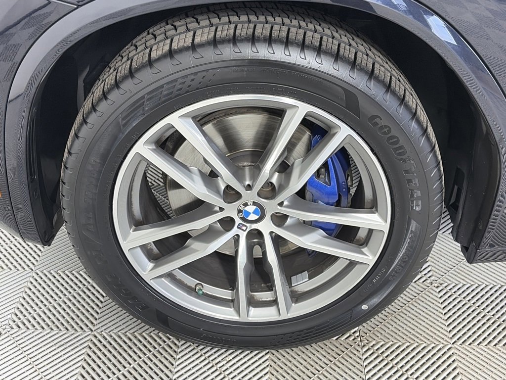 Used 2018 BMW X3 M40i image 8