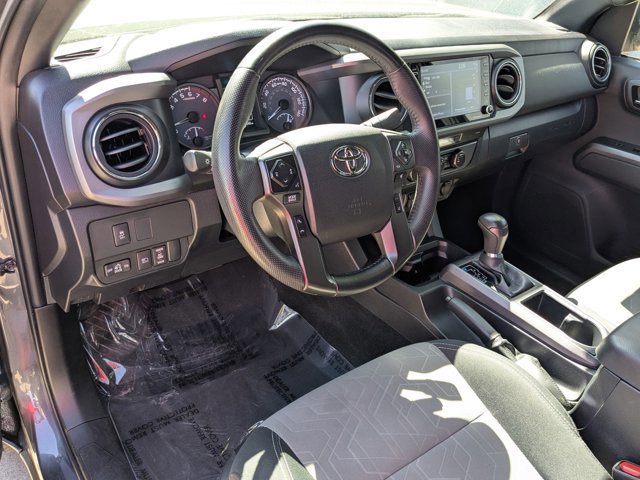 Used 2023 Toyota Tacoma TRD Off-Road image 17