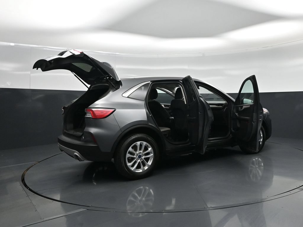 Certified 2022 Ford Escape SE FWD image 6