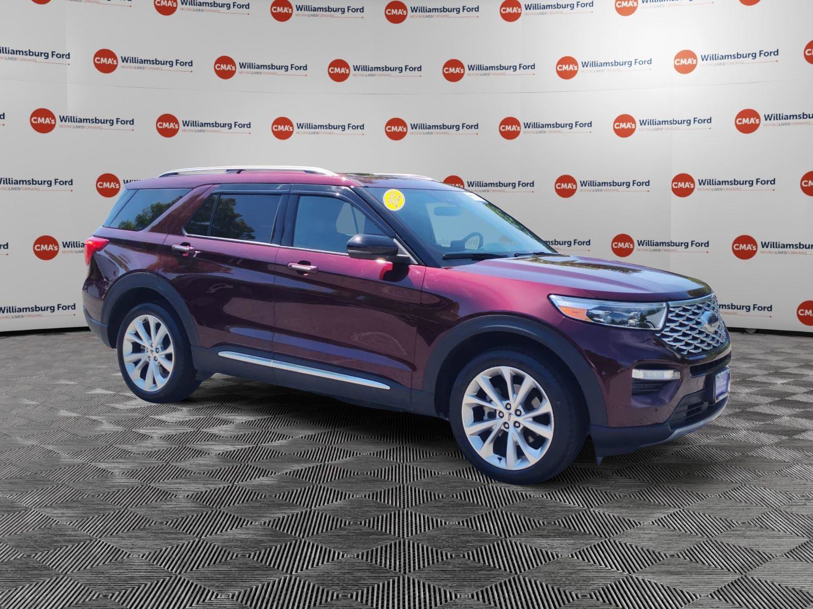 Certified 2022 Ford Explorer Platinum w/ Equipment Group 601A AWD/4WD image 7