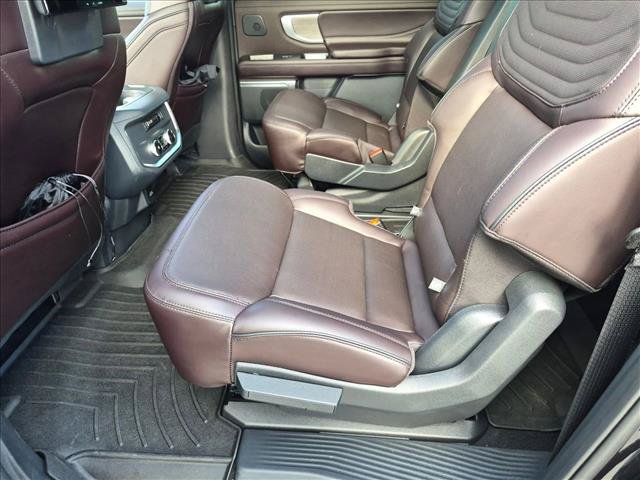 Certified 2026 Ford Expedition Max Platinum w/ Platinum Ultimate Package AWD/4WD image 18