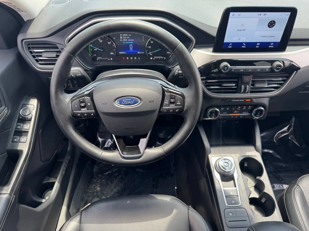 Certified 2022 Ford Escape SEL w/ Class II Trailer Tow Package AWD/4WD image 13