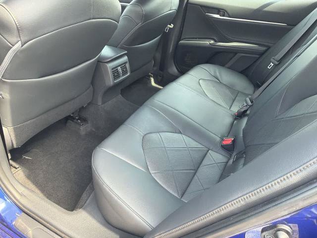 Used 2018 Toyota Camry XLE FWD image 18