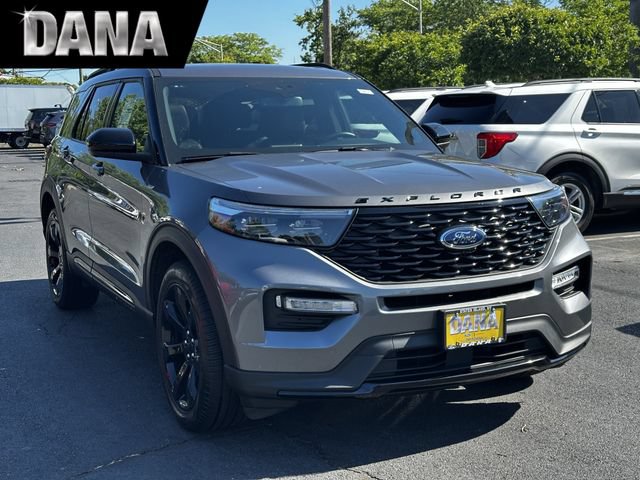Certified 2023 Ford Explorer ST-Line w/ Class IV Trailer Tow Package