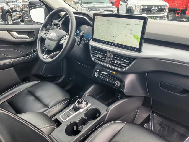 Certified 2024 Ford Escape Platinum image 26