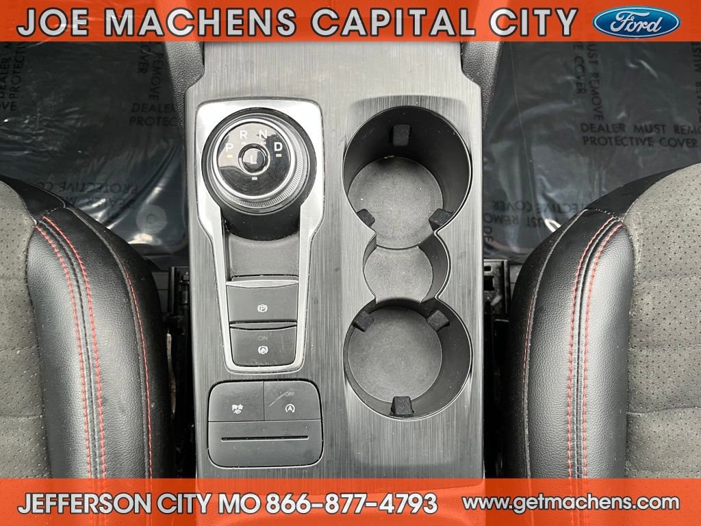 Certified 2022 Ford Escape SEL w/ SEL Stealth AWD Package image 16