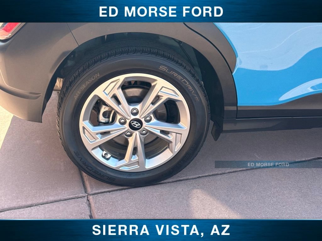 Used 2023 Hyundai Kona SEL AWD/4WD image 40