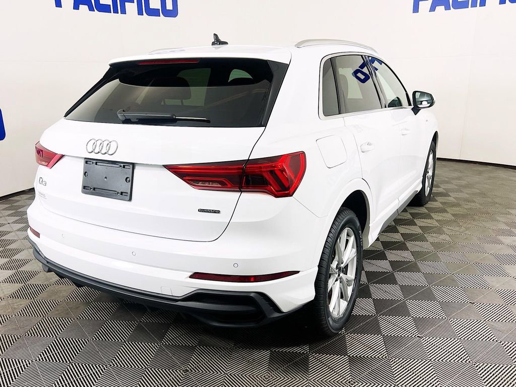 Used 2025 Audi Q3 2.0T Premium AWD/4WD image 9