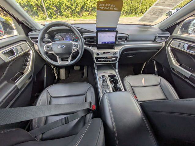 Certified 2023 Ford Explorer XLT w/ Equipment Group 202A image 33