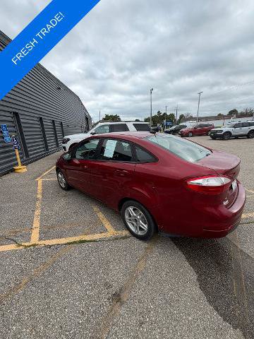 Certified 2017 Ford Fiesta SE FWD image 4