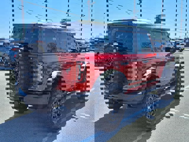 Certified 2023 Ford Bronco Wildtrak image 5