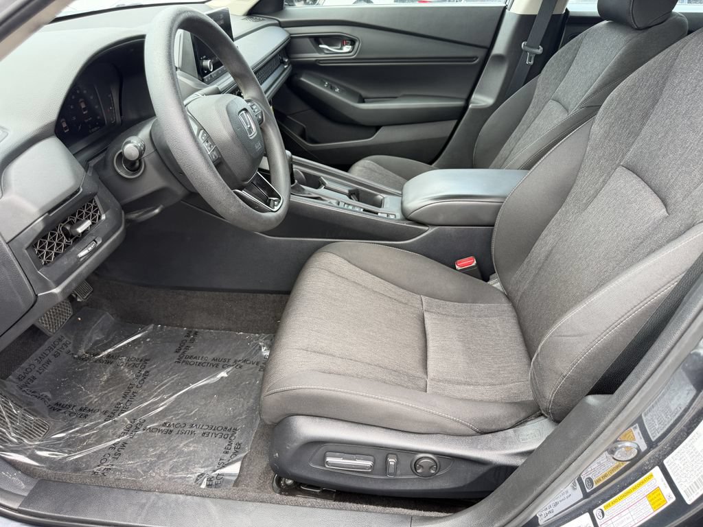 Used 2023 Honda Accord EX image 24