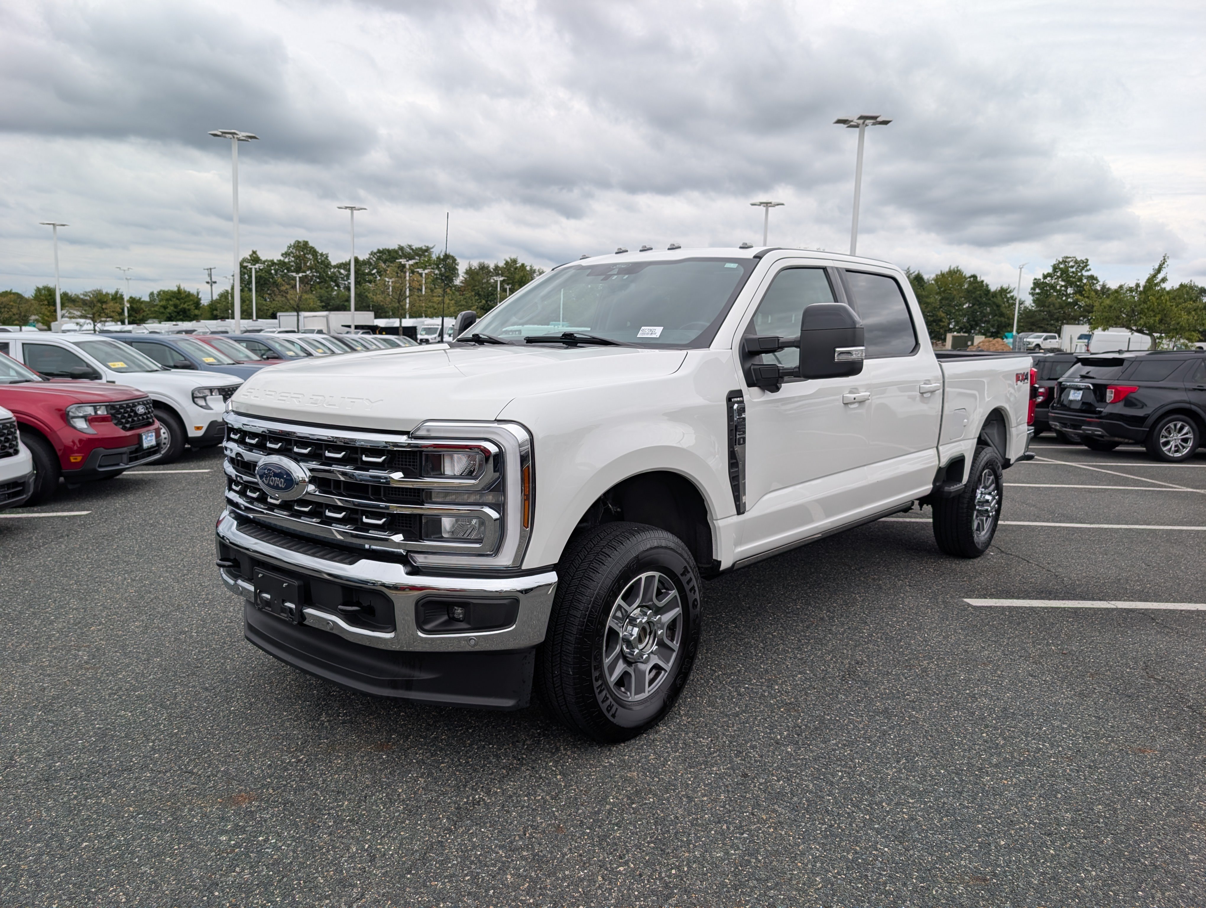Certified 2024 Ford F250 Lariat w/ Lariat Ultimate Package AWD/4WD image 8