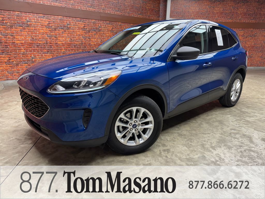 Certified 2022 Ford Escape SE w/ Convenience Package image 1