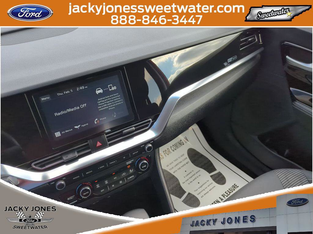 Used 2020 Kia Niro LXS image 18