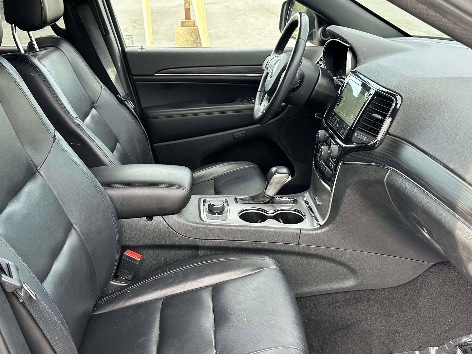 Used 2022 Jeep Grand Cherokee Limited AWD/4WD image 9