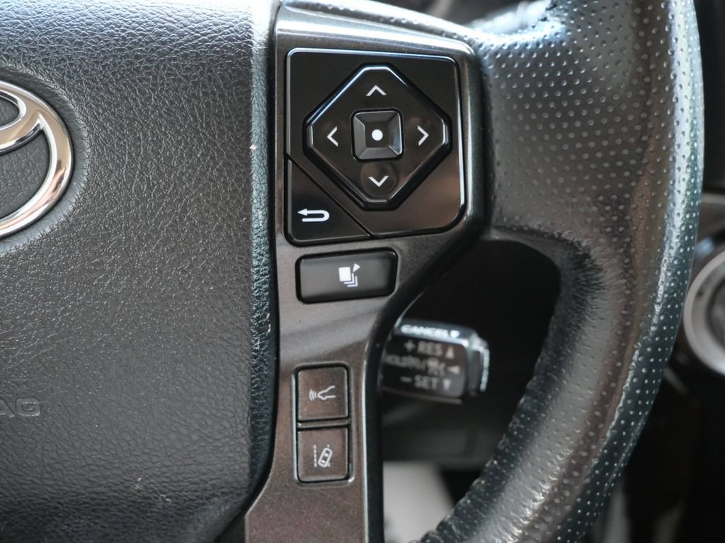 Used 2023 Toyota 4Runner TRD Off-Road Premium w/ Off Road Premium Plus Package AWD/4WD image 24