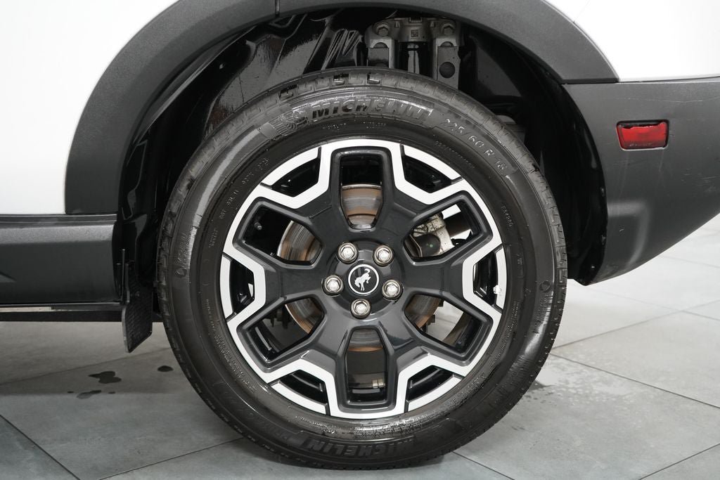 Certified 2025 Ford Bronco Sport Outer Banks w/ Outer Banks Tech Package+ AWD/4WD image 35
