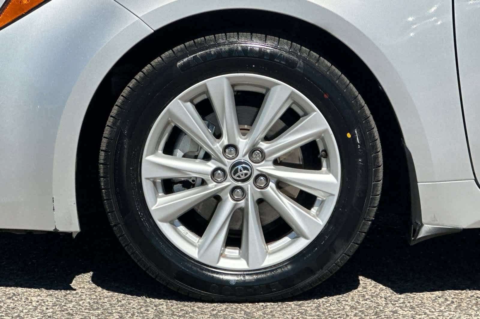 Used 2023 Toyota Corolla SE FWD image 25