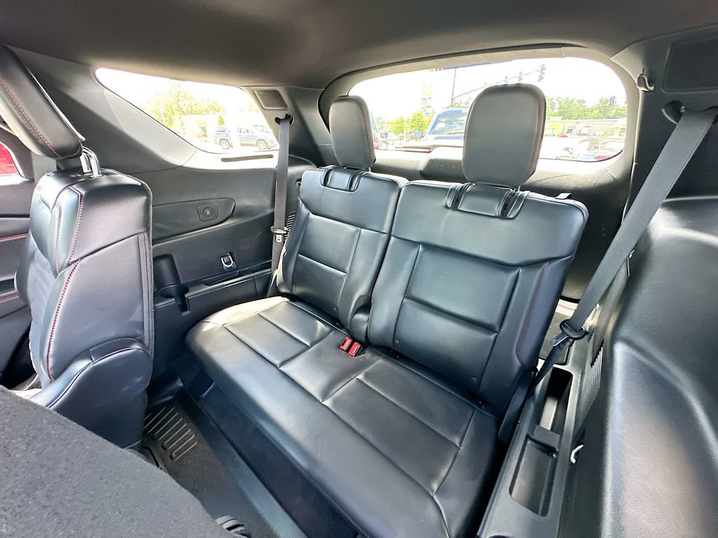 Certified 2025 Ford Explorer ST-Line w/ Premium Package RWD image 4