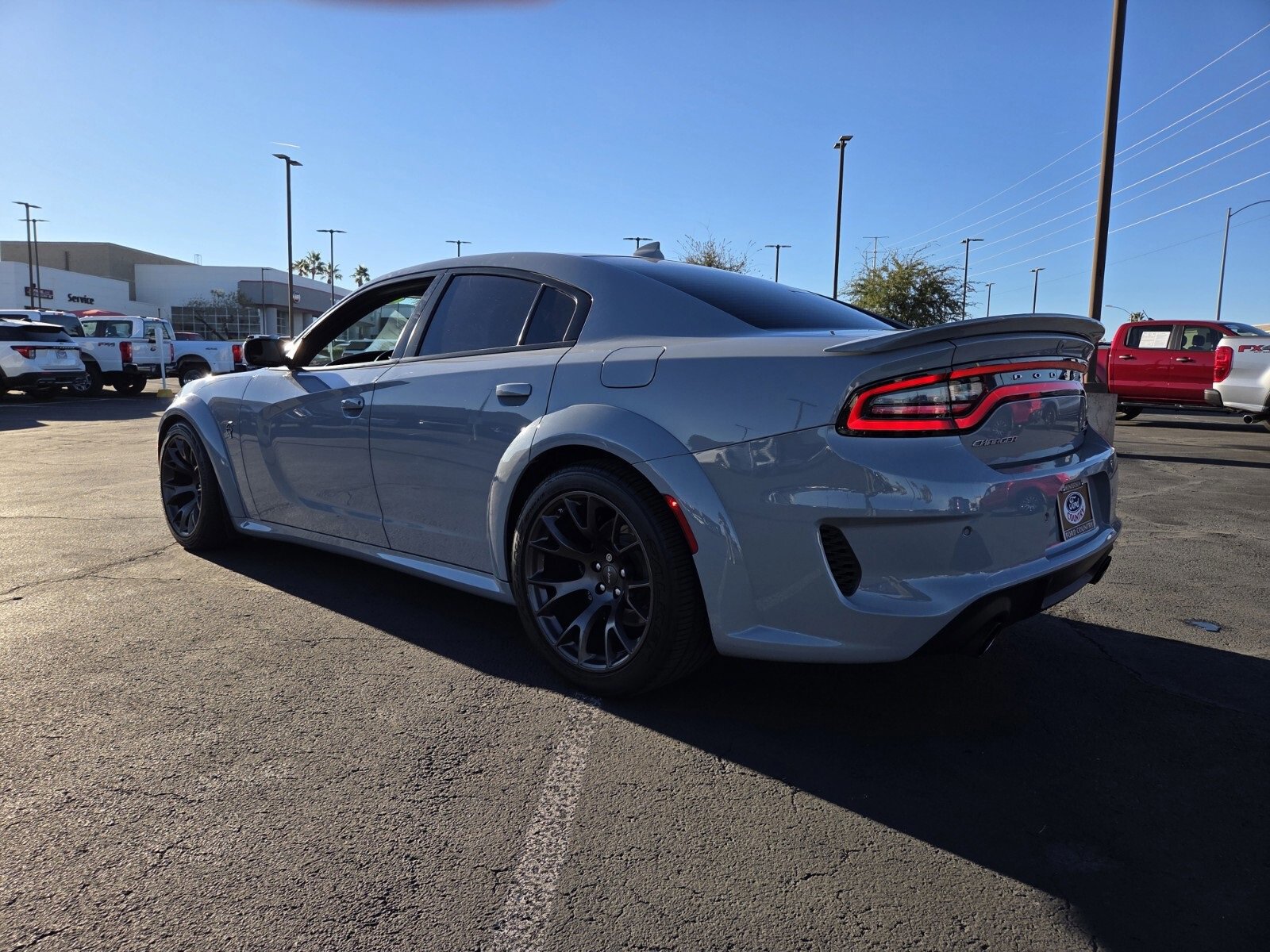 Used 2020 Dodge Charger SRT Hellcat w/ Carbon/Suede Interior Package image 3