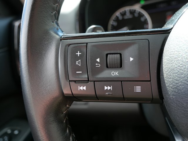 Used 2023 Nissan Pathfinder SV w/ Black Appearance Package AWD/4WD image 20