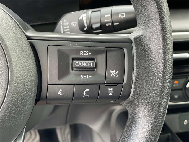 Used 2025 Nissan Kicks S w/ Charging Package image 10