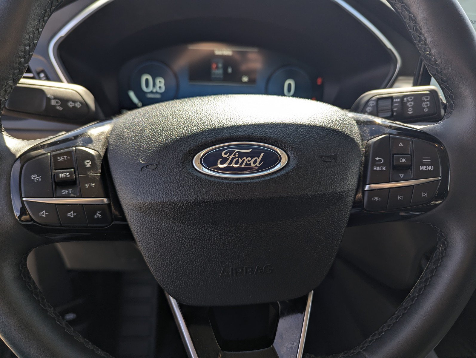 Certified 2025 Ford Escape Platinum AWD/4WD image 10